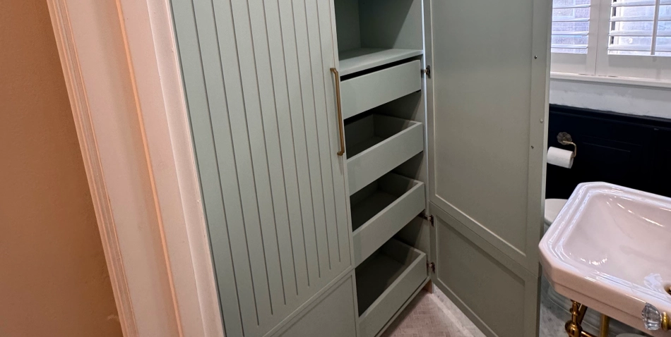 Custom Bathroom Cabinetry for Your Denver, CO